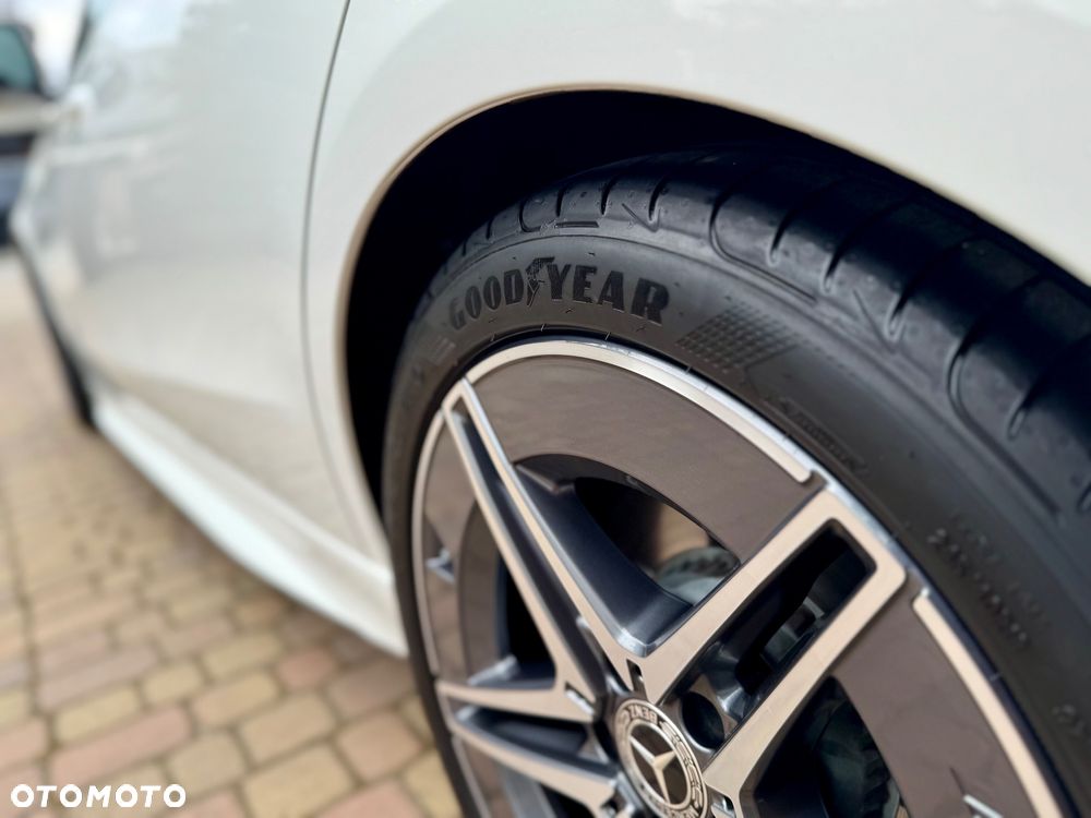 Mercedes-Benz Klasa C 180 mHEV AMG - 20