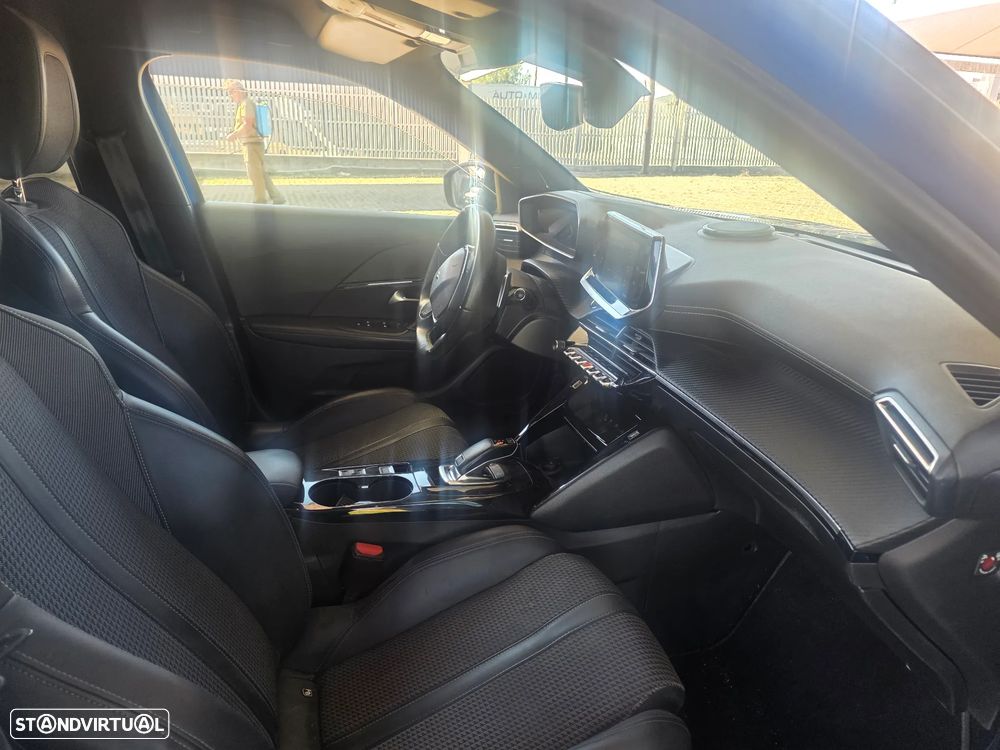 Peugeot 2008 1.5 BlueHDi GT Line EAT8 - 10
