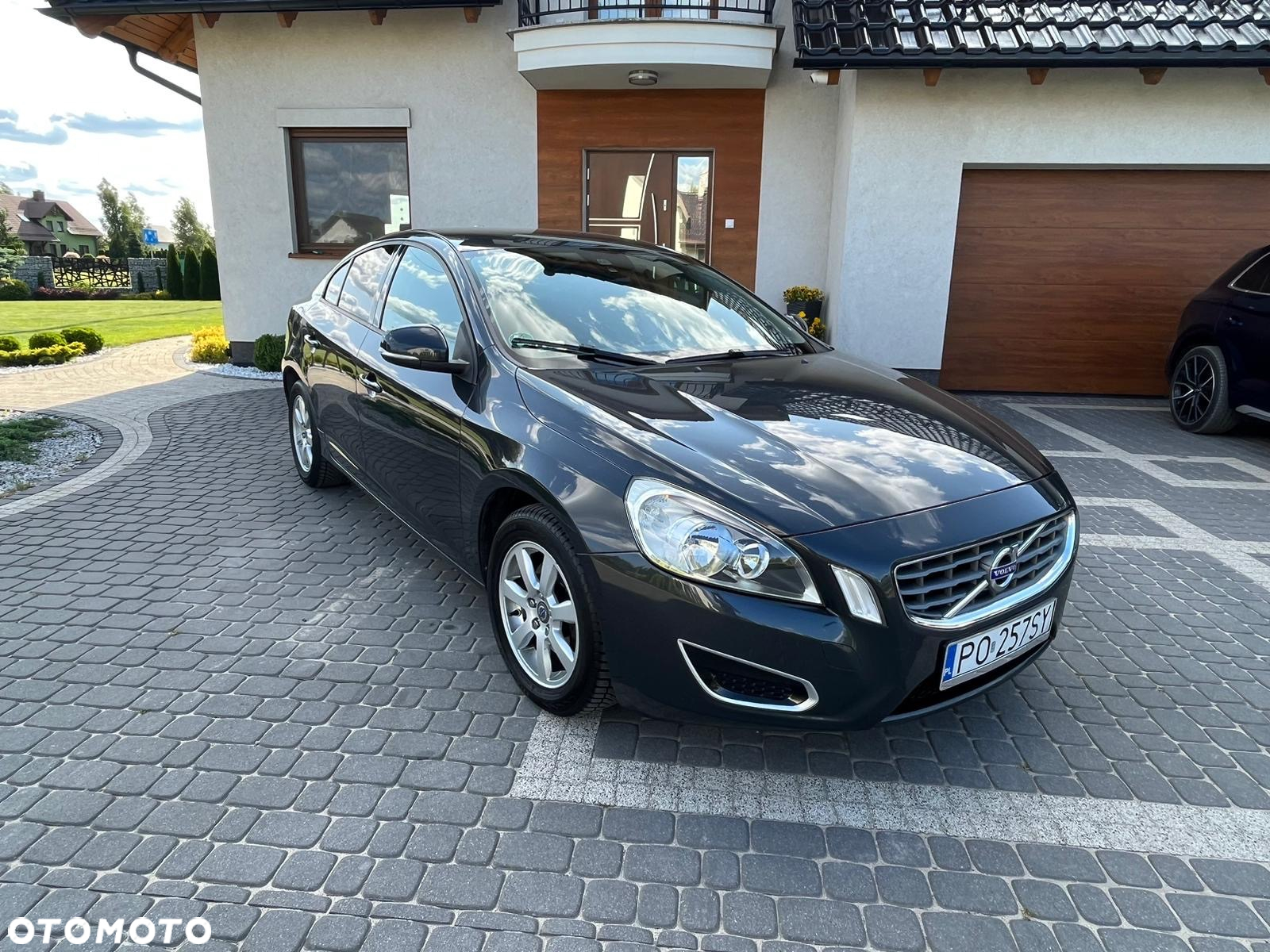 Volvo S60 - 2