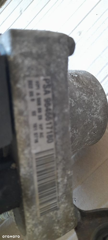 PEUGEOT 307 lampa tylna prawa lift - 17