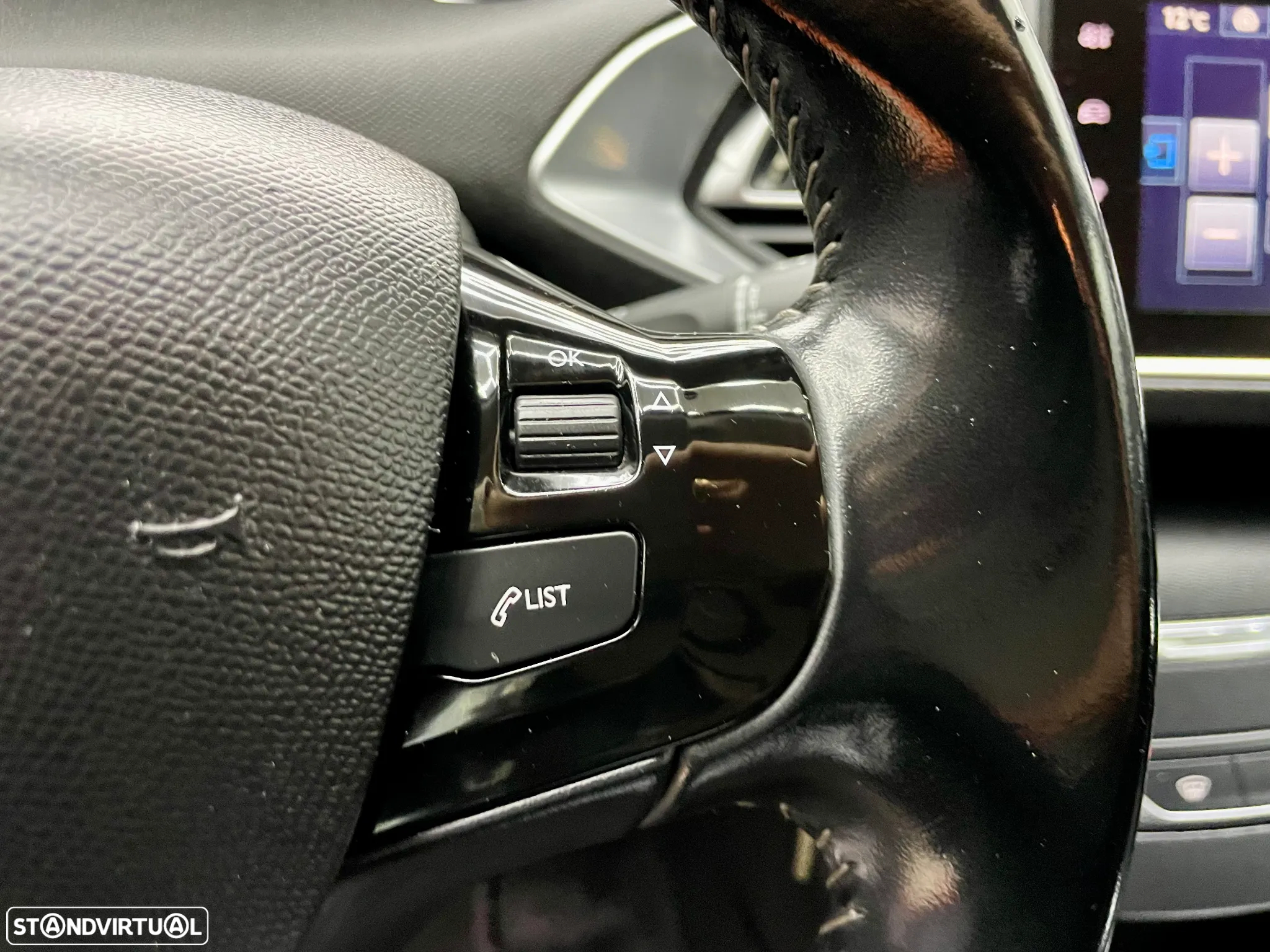 Peugeot 308 SW 1.6 BlueHDi Style - 21
