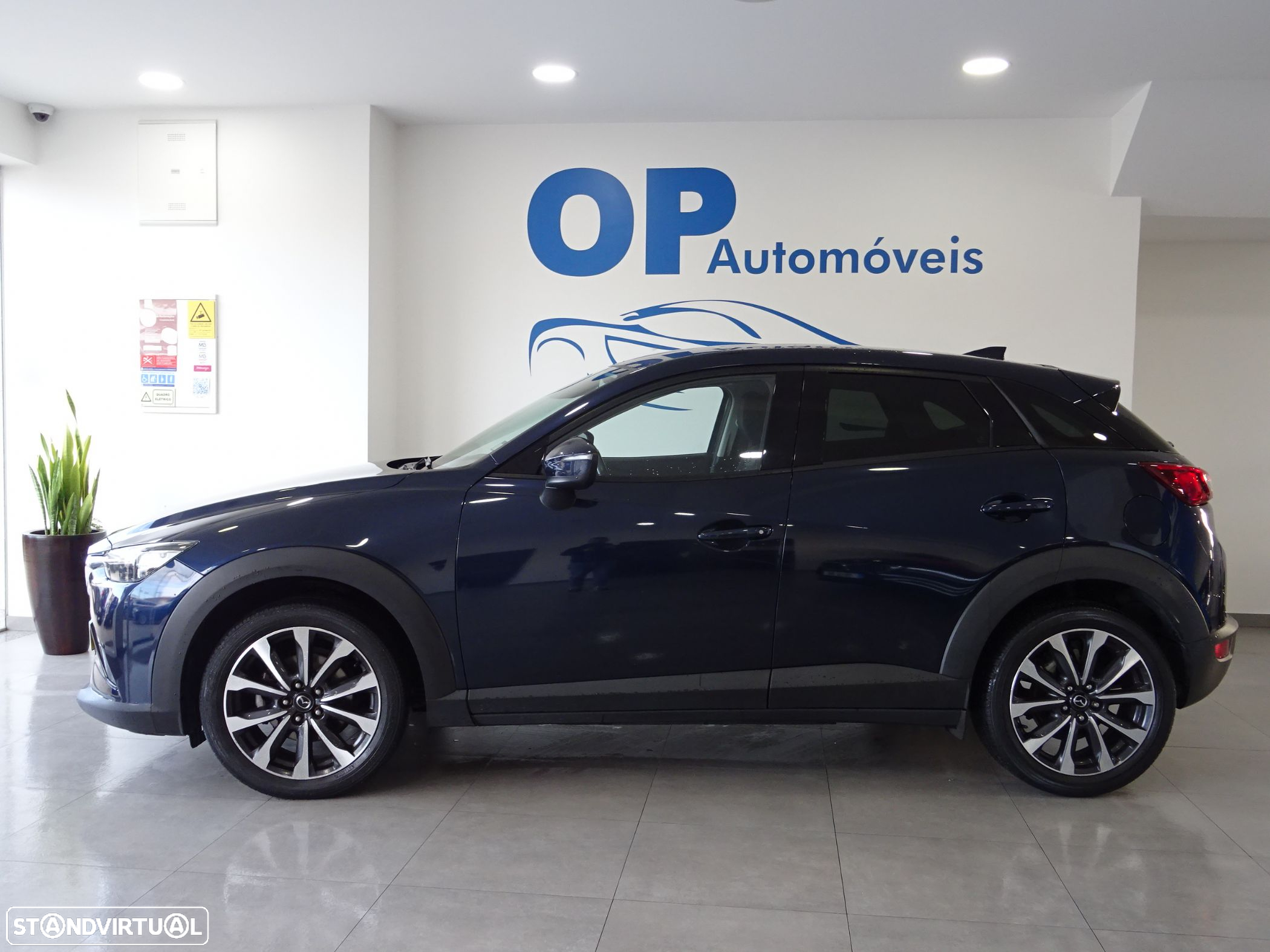 Mazda CX-3 1.8 Sky.Advance Navi - 4