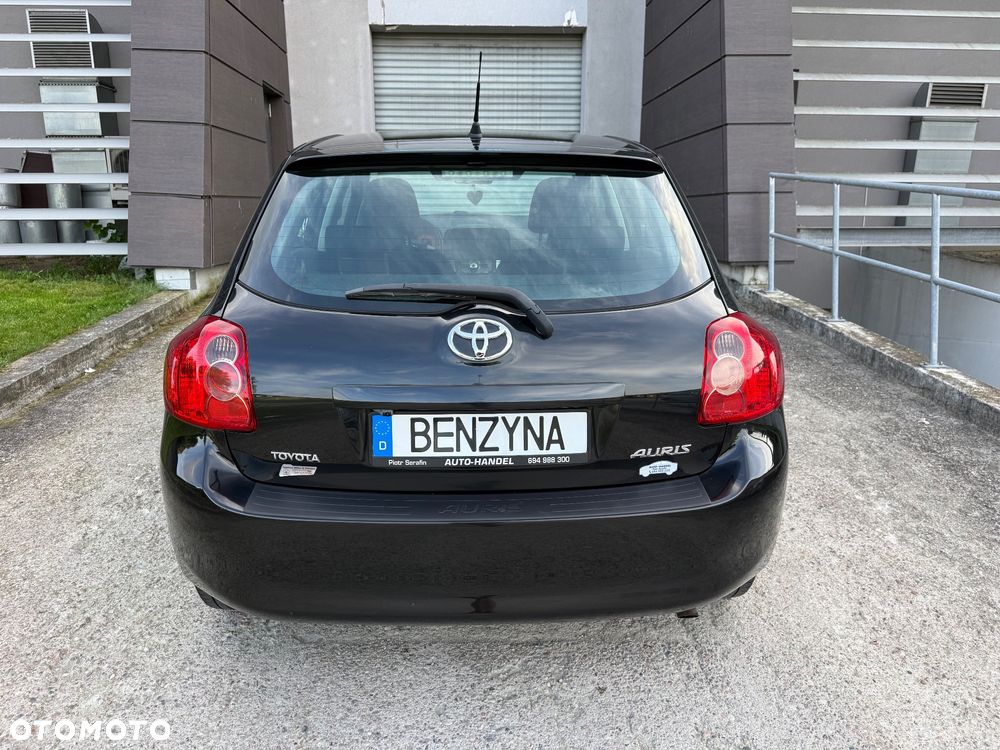 Toyota Auris - 7
