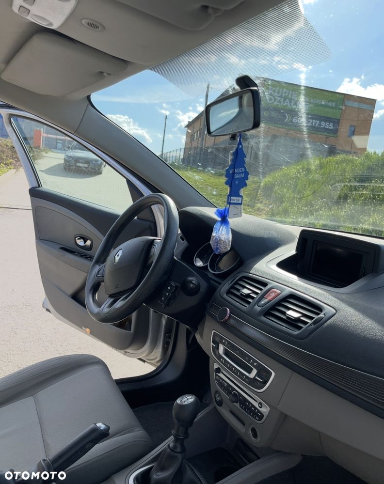 Renault Megane 1.5 dCi Dynamique - 11