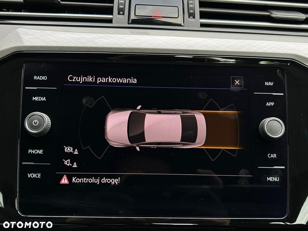 Volkswagen Passat 2.0 TDI EVO Business - 28