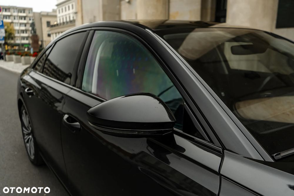 Audi A8 - 19