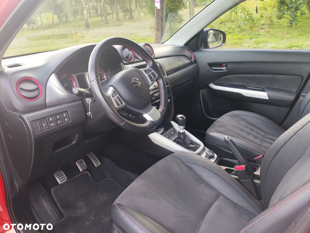 Suzuki Vitara 1.4 Boosterjet Premium 4WD - 18