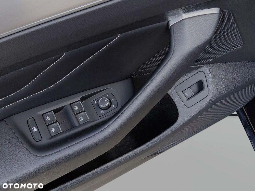 Volkswagen Passat - 20
