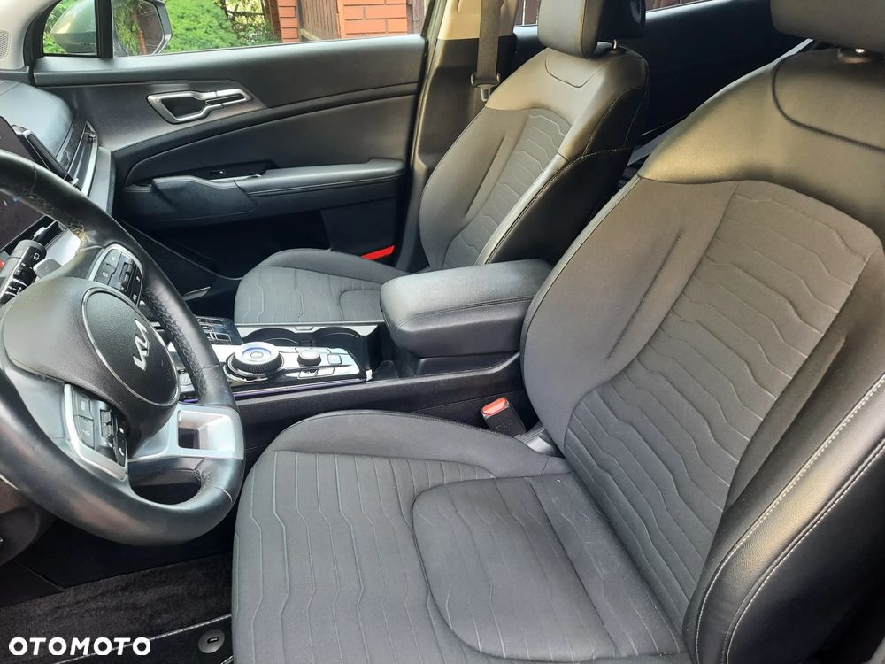Kia Sportage 1.6 T-GDI HEV Business Line 2WD - 11