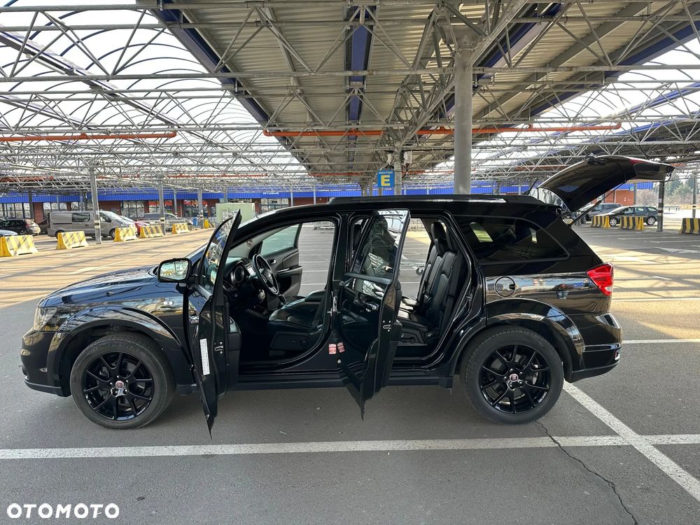 Fiat Freemont 2.0 Multijet 16V DPF Automatik Allrad Black Code - 24