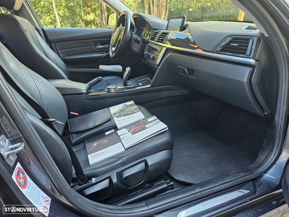 BMW 318 d Auto Line Luxury - 13