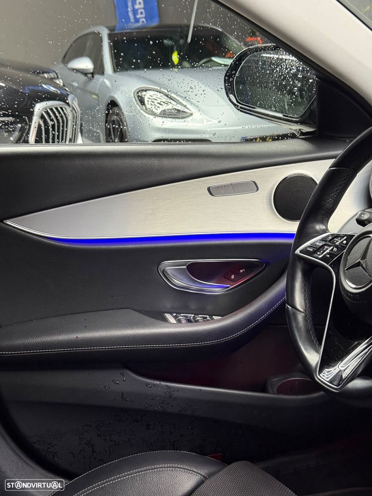 Mercedes-Benz E 300 de 4Matic 9G-TRONIC Avantgarde - 24