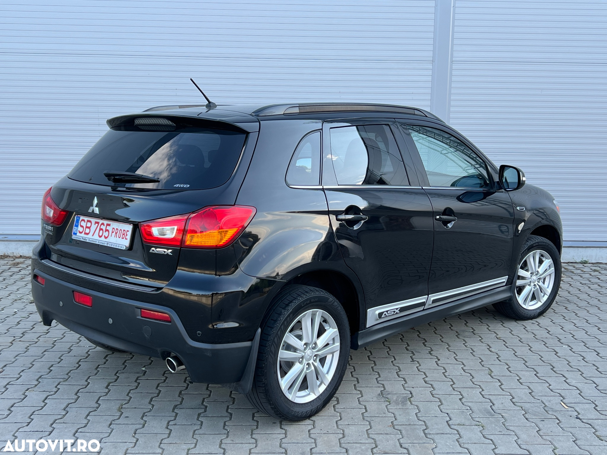 Mitsubishi ASX 1.8 DI-D 4WD Plus - 3
