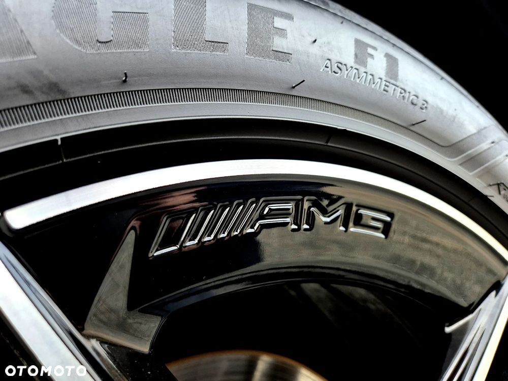 Mercedes-Benz GLC 220 d 4Matic 9G-TRONIC AMG Line - 27