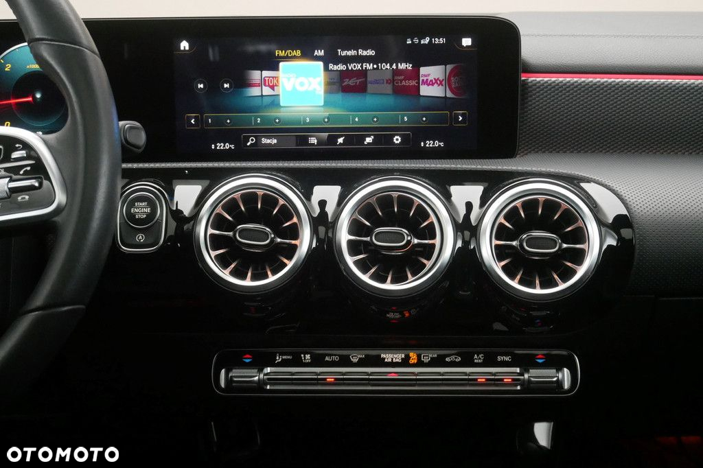Mercedes-Benz CLA - 10