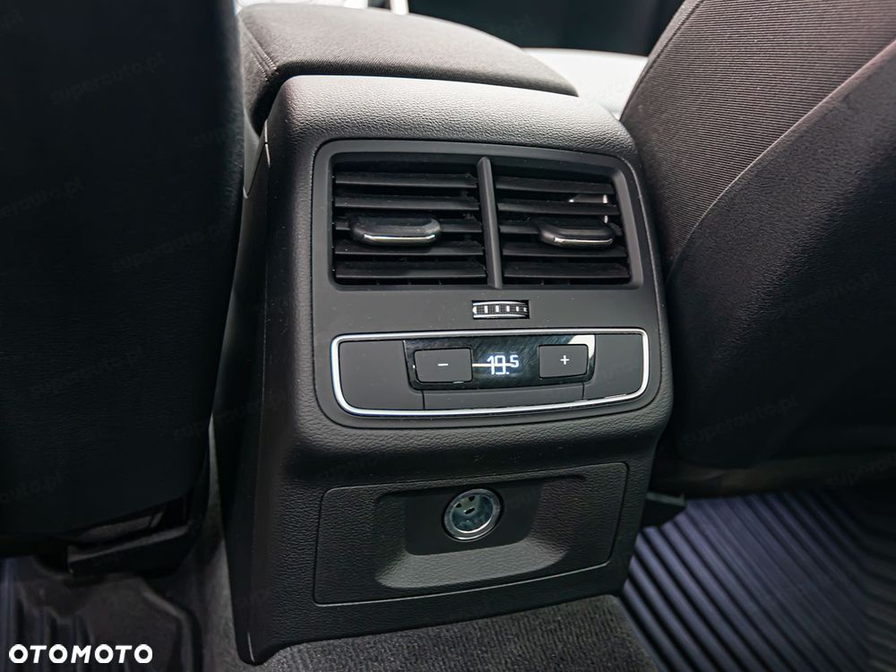 Audi A4 Limousine 35 TFSI mHEV S tronic - 23
