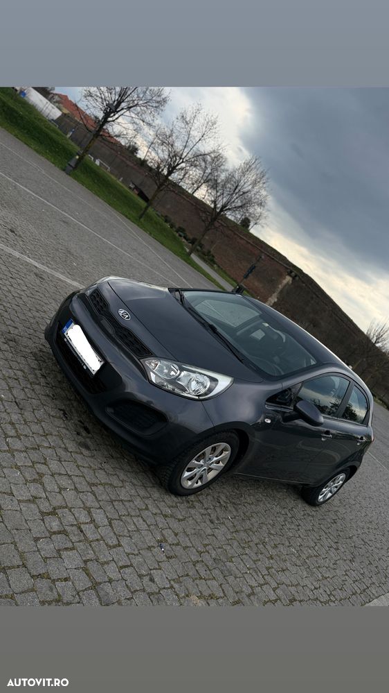 Kia Rio 1.2 GSL BASE - 1