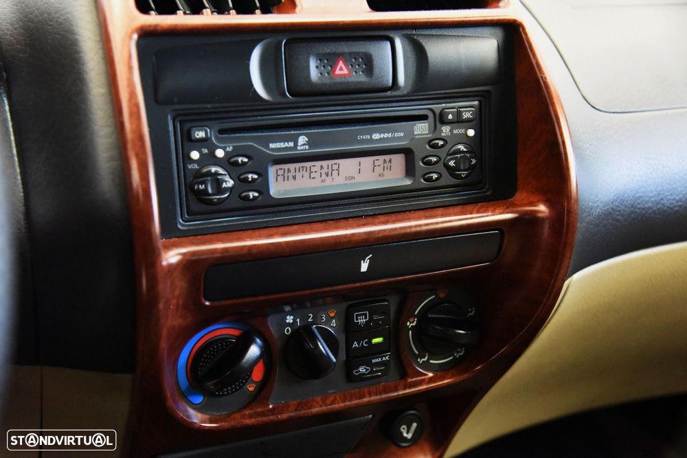 Nissan Terrano 3.0 TDi Luxury - 14