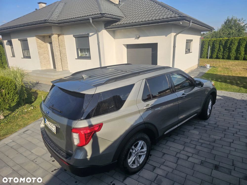 Ford Explorer - 20