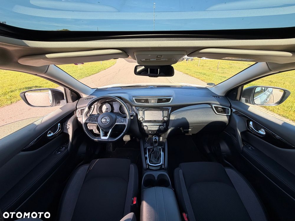 Nissan Qashqai 1.3 DIG-T N-Connecta DCT - 18