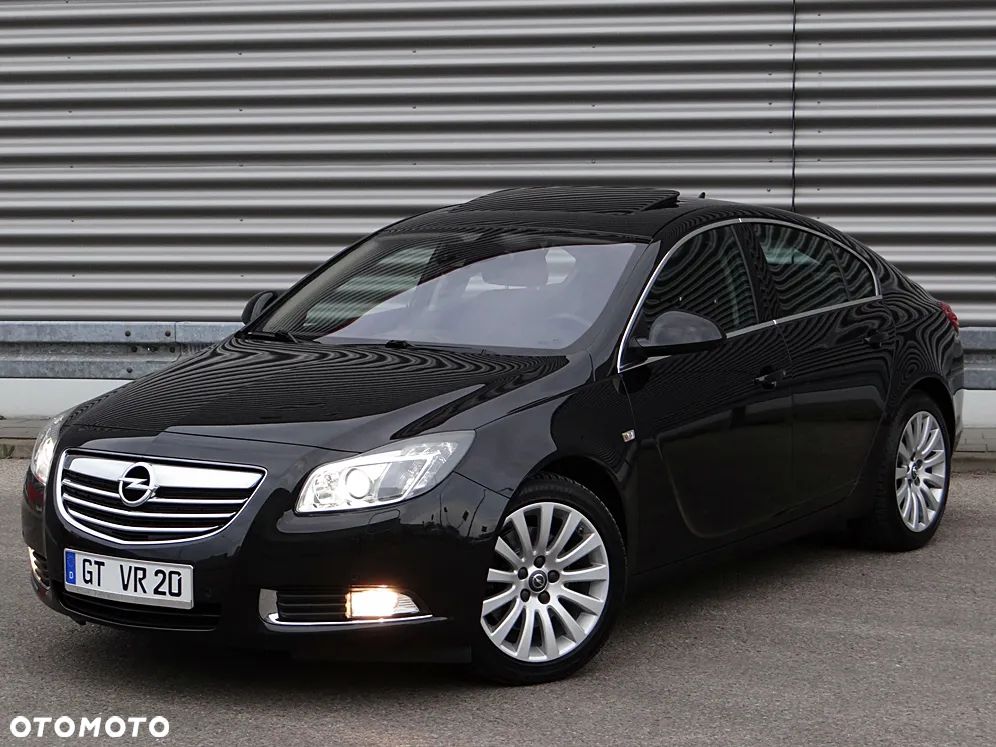 Opel Insignia 2.0 Turbo - 1