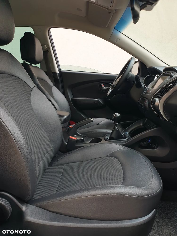 Hyundai ix35 2.0 CRDi 4WD Finale Gold - 31