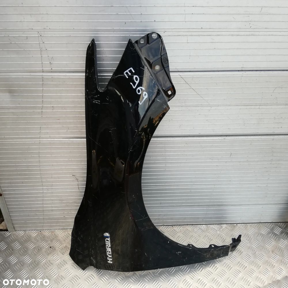 E969 PRAWY BŁOTNIK TOYOTA CAMRY 2015 - - 3