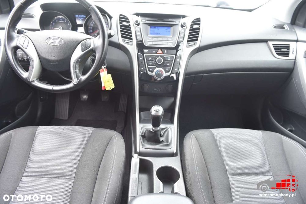 Hyundai i30 - 22