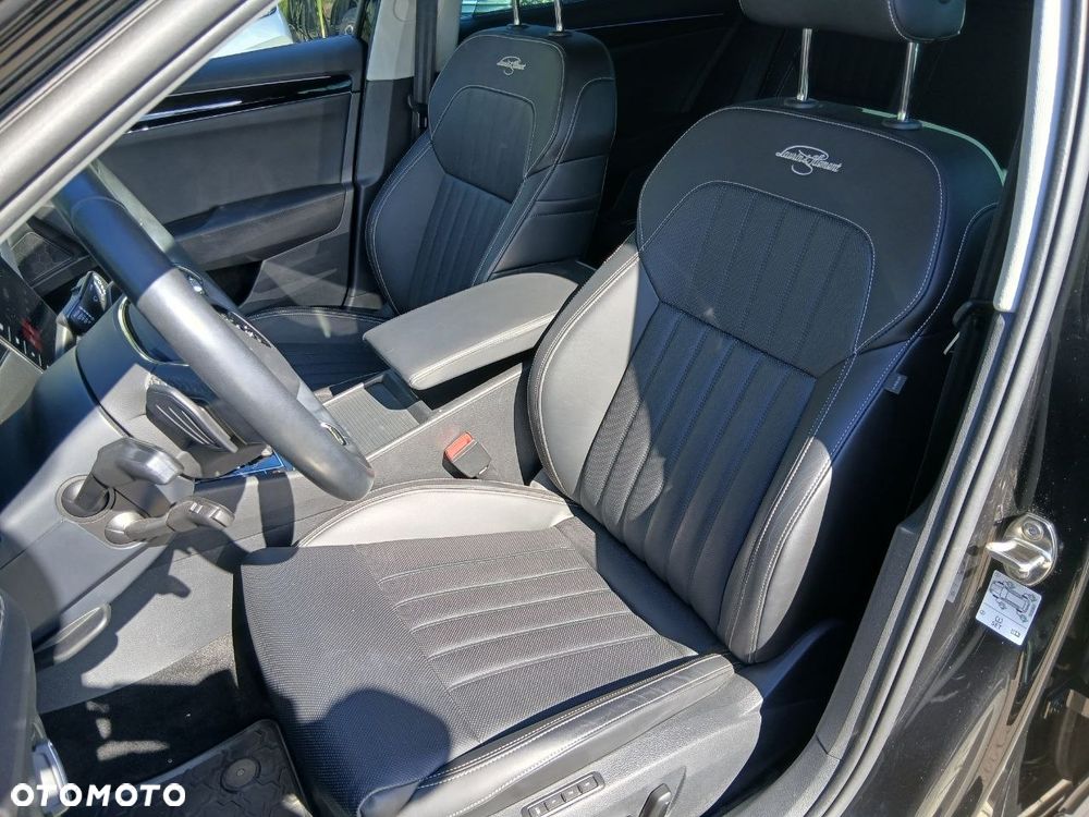 Skoda Superb 2.0 TDI SCR L&K DSG - 12