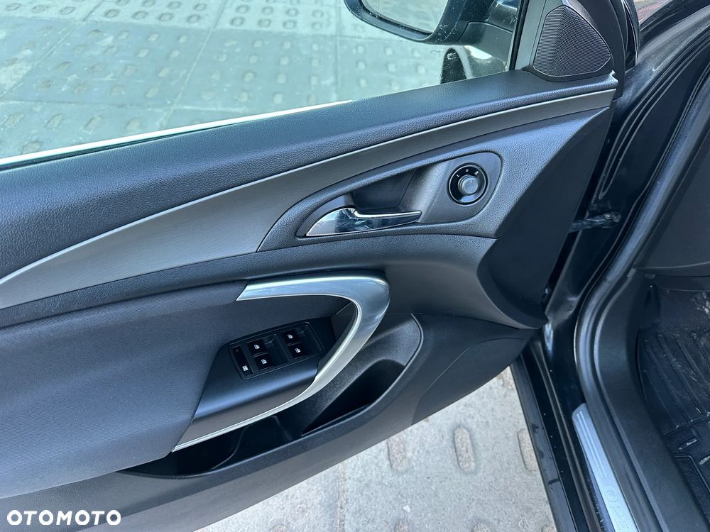 Opel Insignia 2.0 CDTI Design Edition - 23