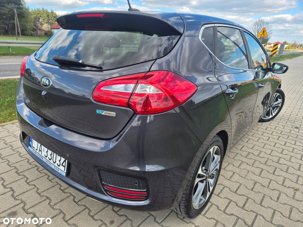 Kia Ceed 1.6 CRDi L Business Line - 2