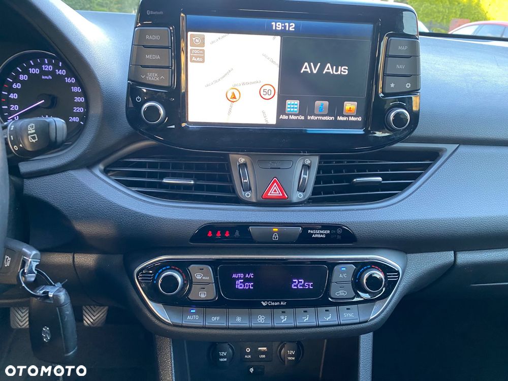 Hyundai i30 1.4 T-GDI Passion Plus - 17