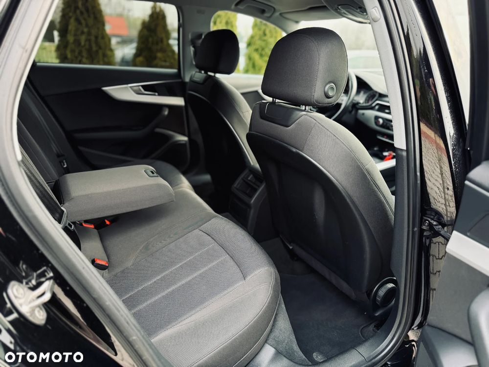 Audi A4 Avant 2.0 TDI S tronic - 21