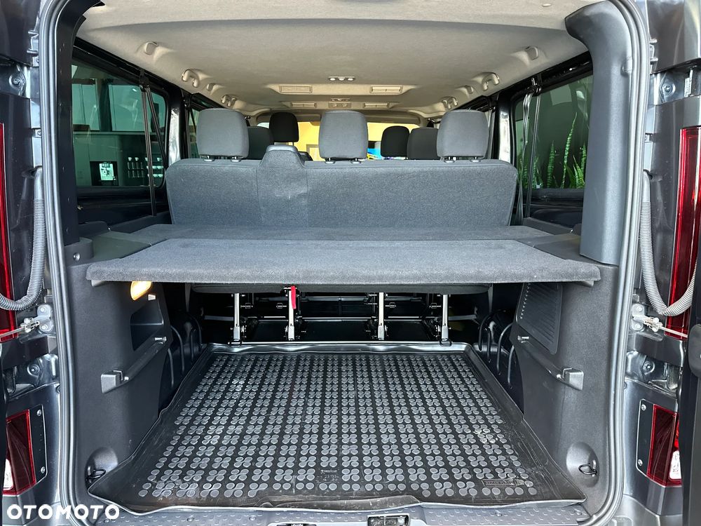 Renault Trafic Grand SpaceClass 2.0 dCi EDC - 17