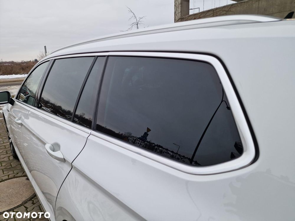 Volkswagen Passat - 13