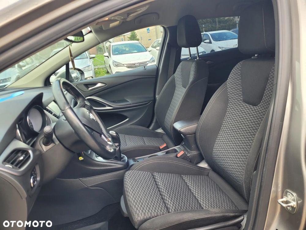 Opel Astra 1.4 T Enjoy - 6