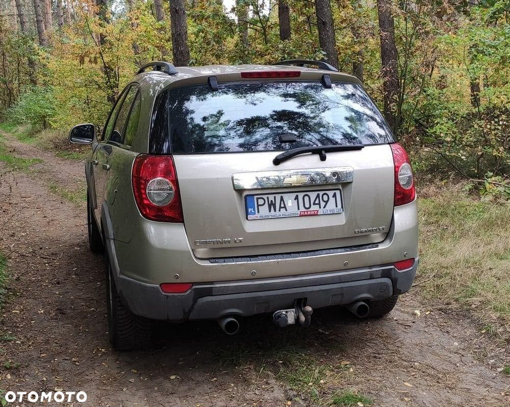 Chevrolet Captiva 2.0 d LT medium - 20