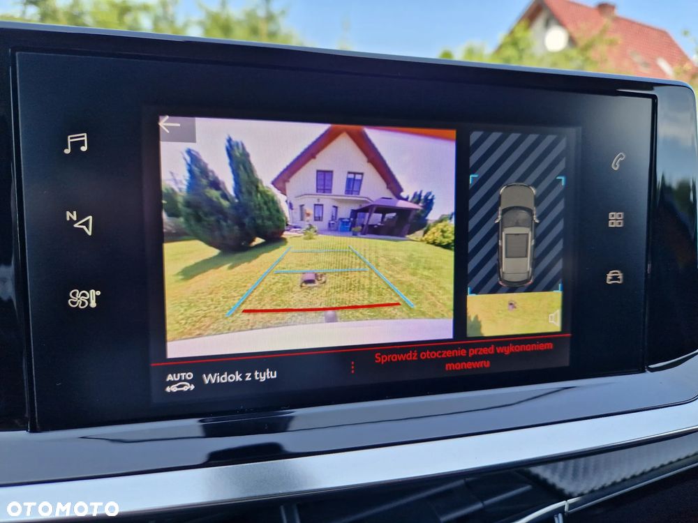 Peugeot 2008 BlueHDi 100 STOP & START Allure - 19