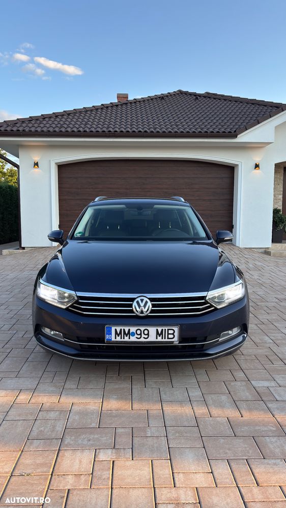Volkswagen Passat 2.0 TDI DSG (BlueMotion Technology) Comfortline - 1