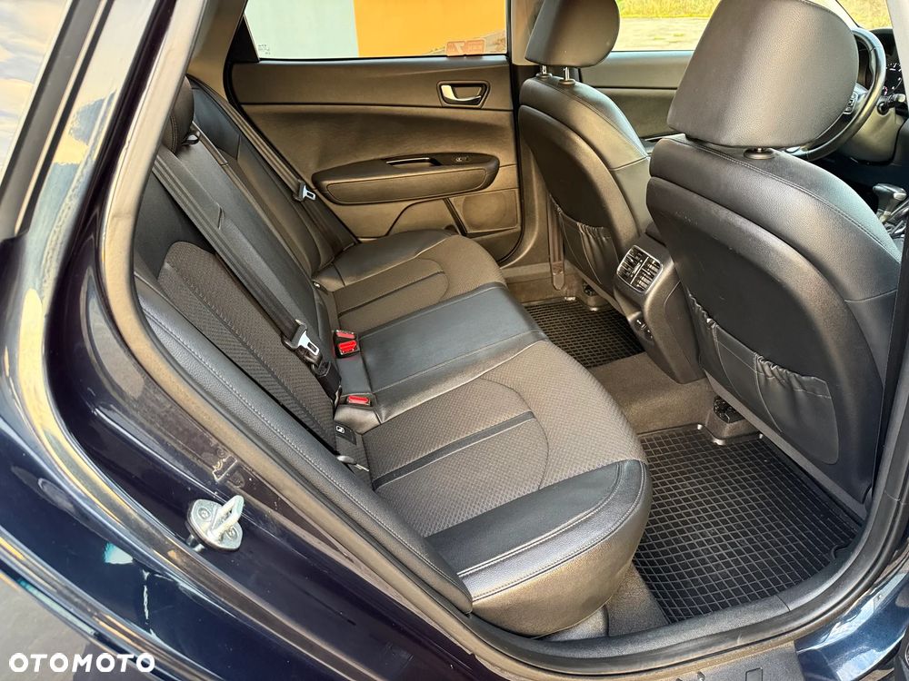 Kia Optima 1.7 CRDI L DCT - 12