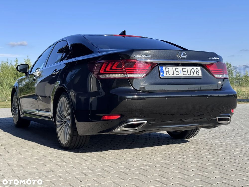 Lexus LS - 8