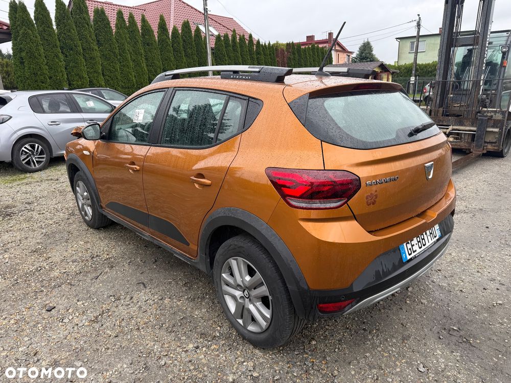 Dacia Sandero - 4