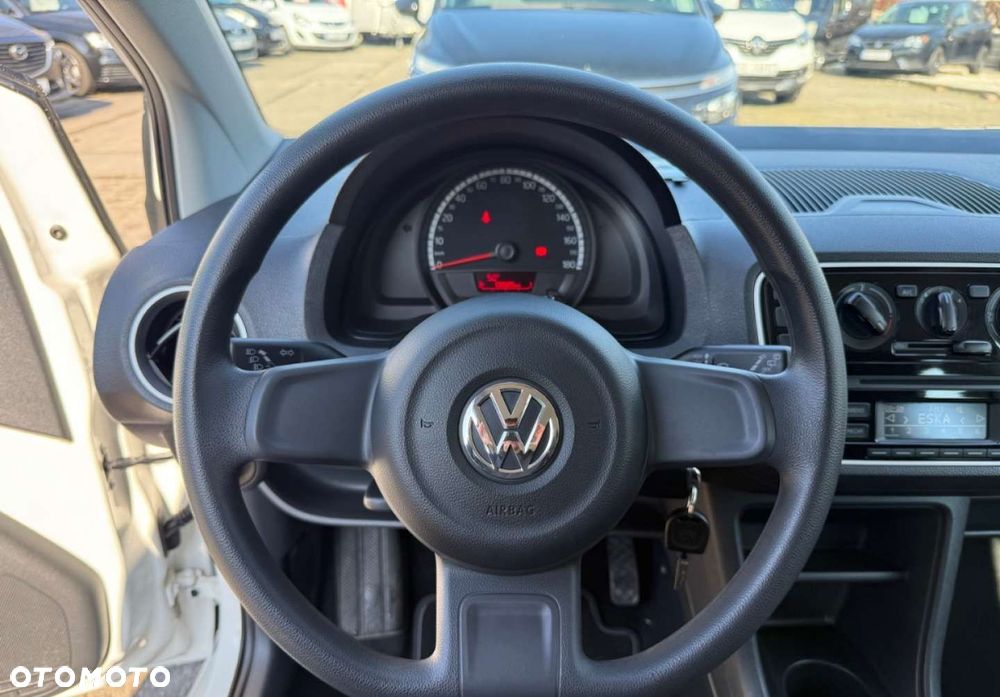 Volkswagen up! - 14