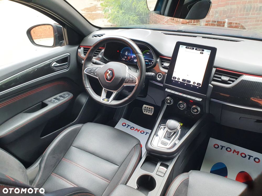 Renault Arkana 1.6 E-TECH R.S Line MMT - 11
