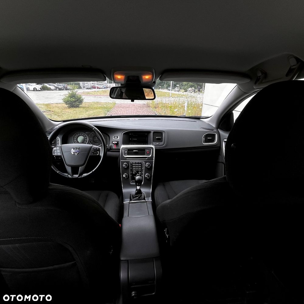 Volvo V60 D2 Kinetic - 18