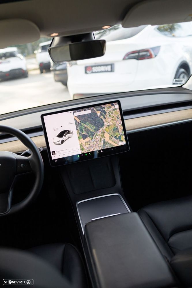 Tesla Model 3 Standard Range Plus RWD - 24