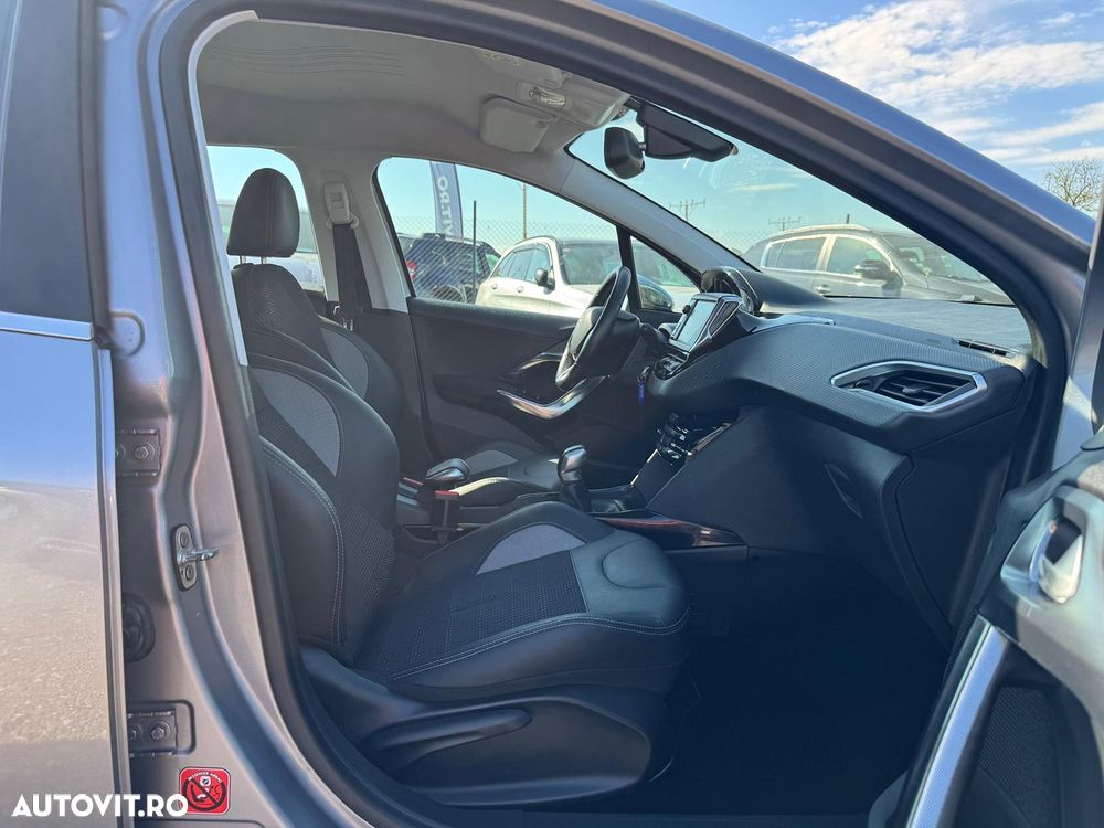 Peugeot 2008 PureTech 110 Stop&Start Allure - 11