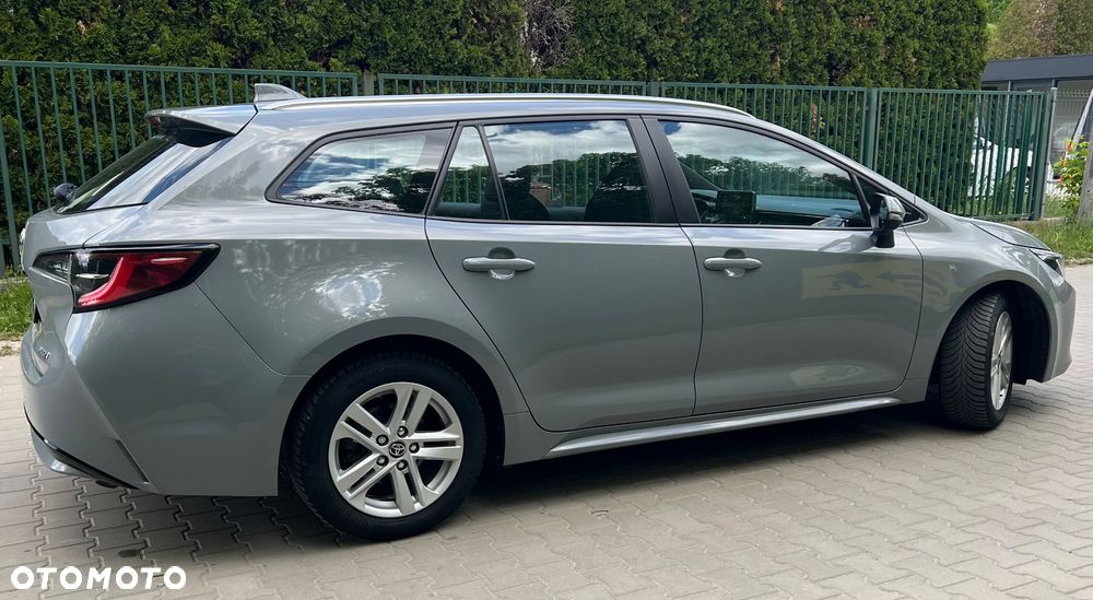 Toyota Corolla 1.8 Hybrid GPF Comfort - 4