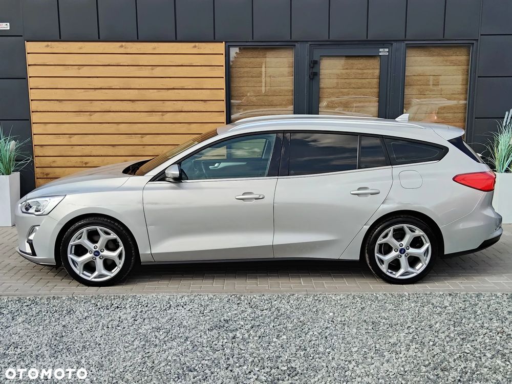 Ford Focus 1.5 EcoBlue STart-Stopp-System TITANIUM - 4