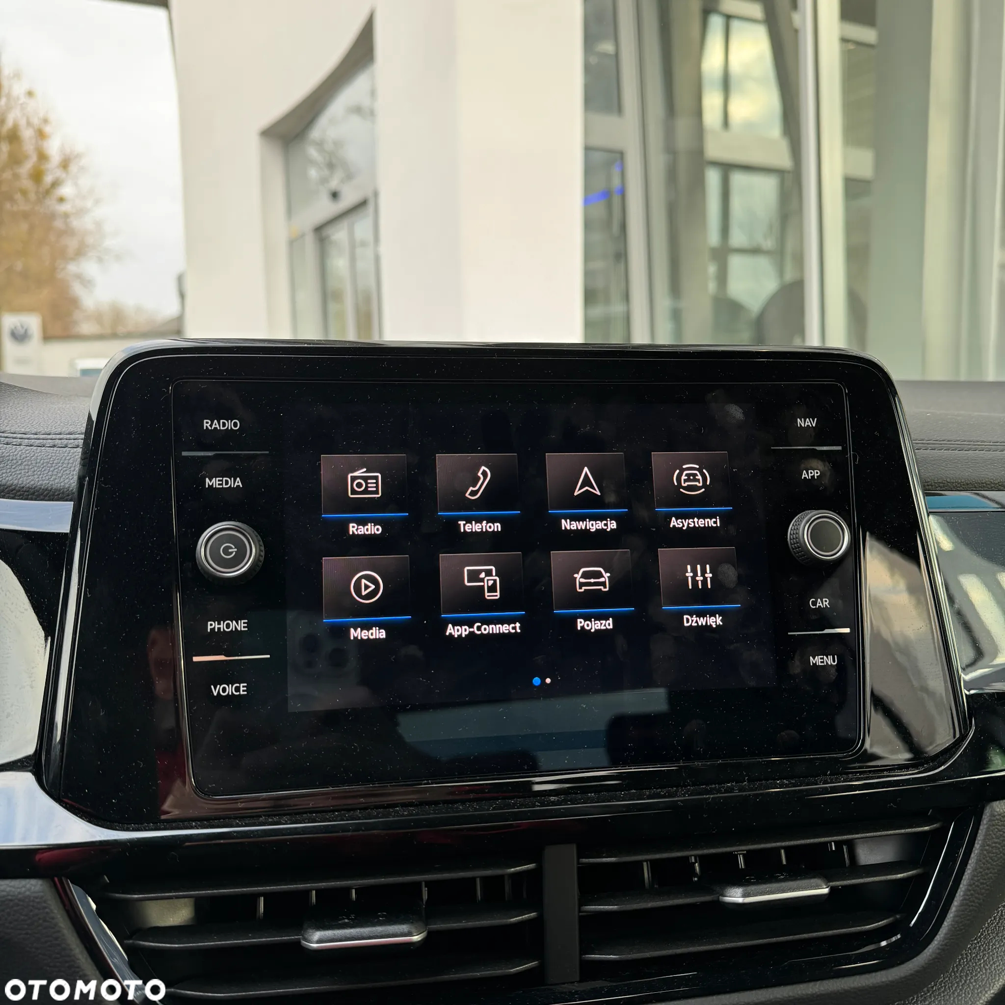 Volkswagen T-Roc 1.5 TSI R-Line DSG - 25